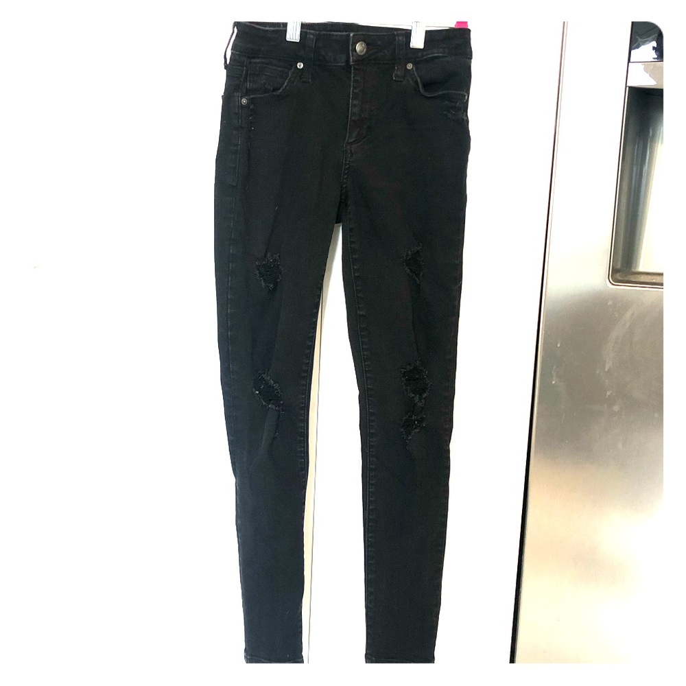 Joe’s Distressed Black The Icon Skinny Mid Rise